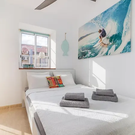 Paraiso Del Mar 아파트 *